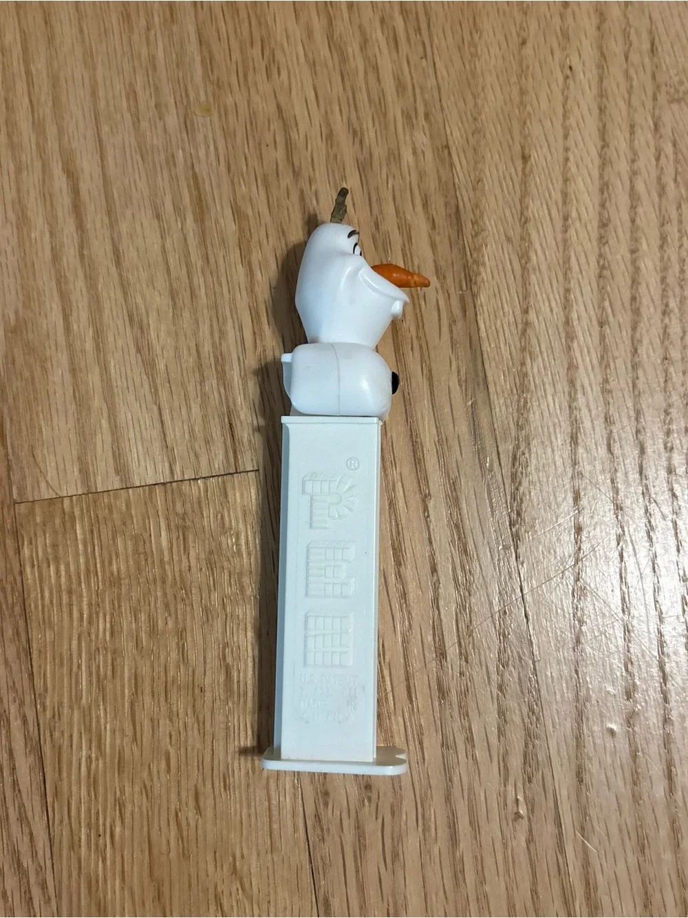 Disney olaf themed